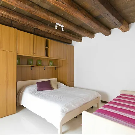 Calle Sacrestia Apartamento Veneza